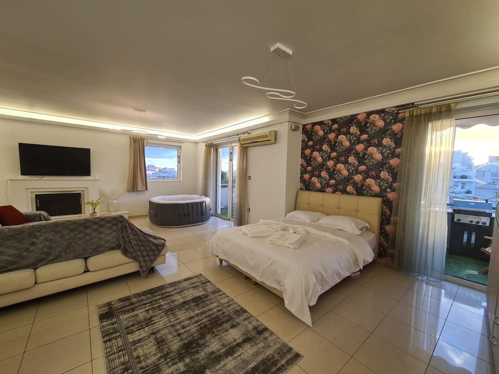 Sunny Home Private Jacuzzi Hydromassage Acropolis & Lycabettus Far View Parking 300M Metro Peristeri Athen Eksteriør billede