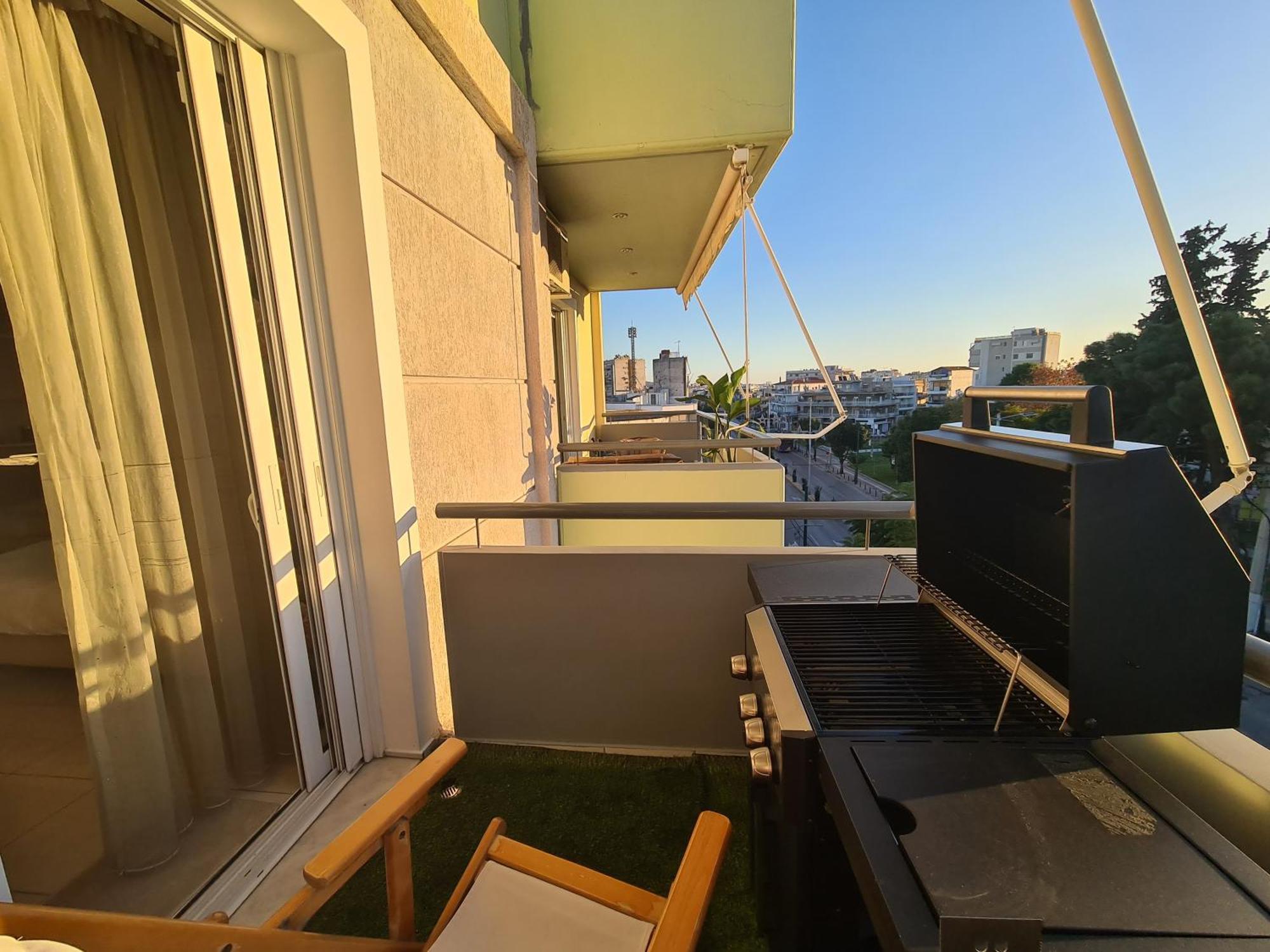 Sunny Home Private Jacuzzi Hydromassage Acropolis & Lycabettus Far View Parking 300M Metro Peristeri Athen Eksteriør billede