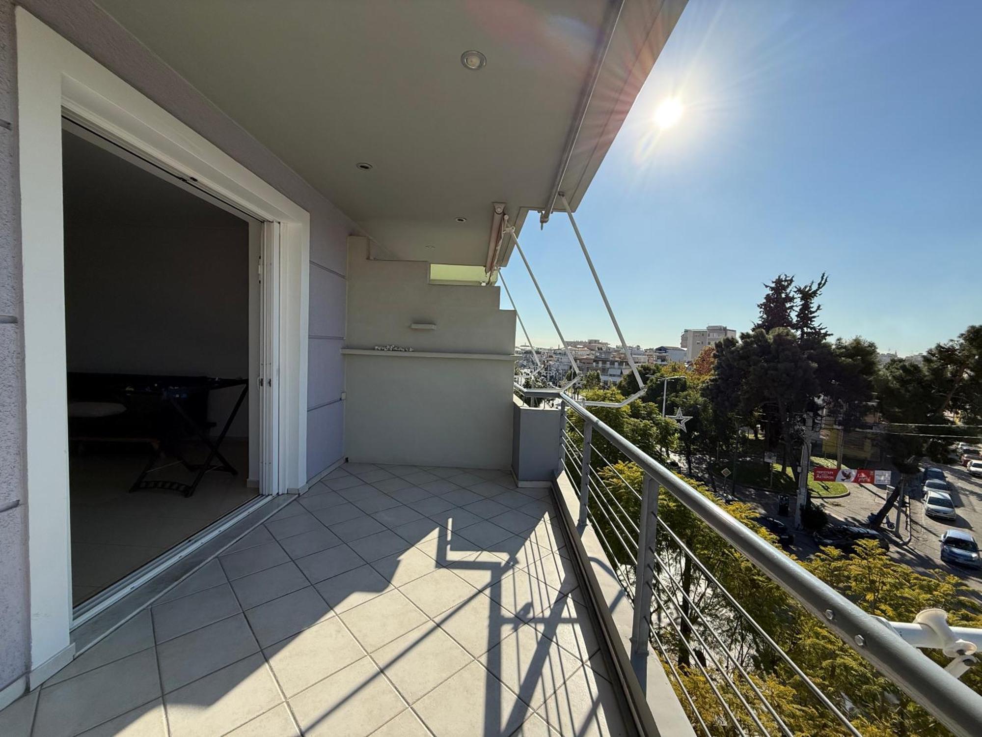 Sunny Home Private Jacuzzi Hydromassage Acropolis & Lycabettus Far View Parking 300M Metro Peristeri Athen Værelse billede