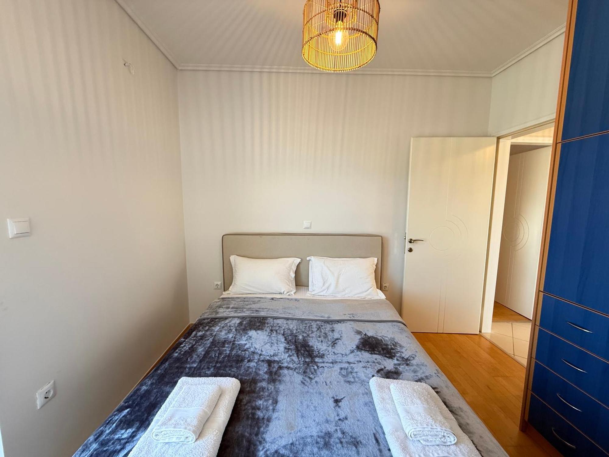 Sunny Home Private Jacuzzi Hydromassage Acropolis & Lycabettus Far View Parking 300M Metro Peristeri Athen Eksteriør billede