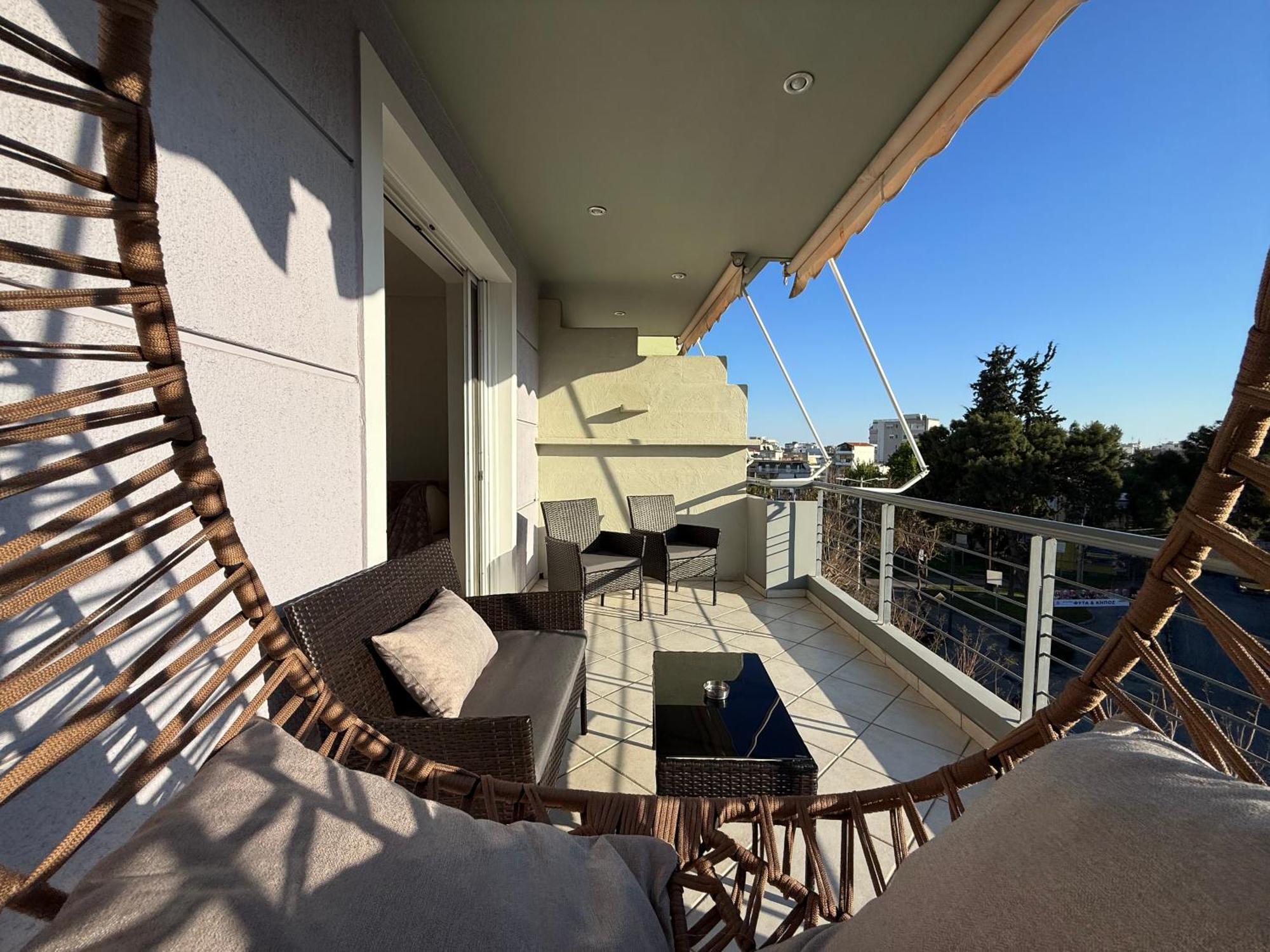 Sunny Home Private Jacuzzi Hydromassage Acropolis & Lycabettus Far View Parking 300M Metro Peristeri Athen Eksteriør billede