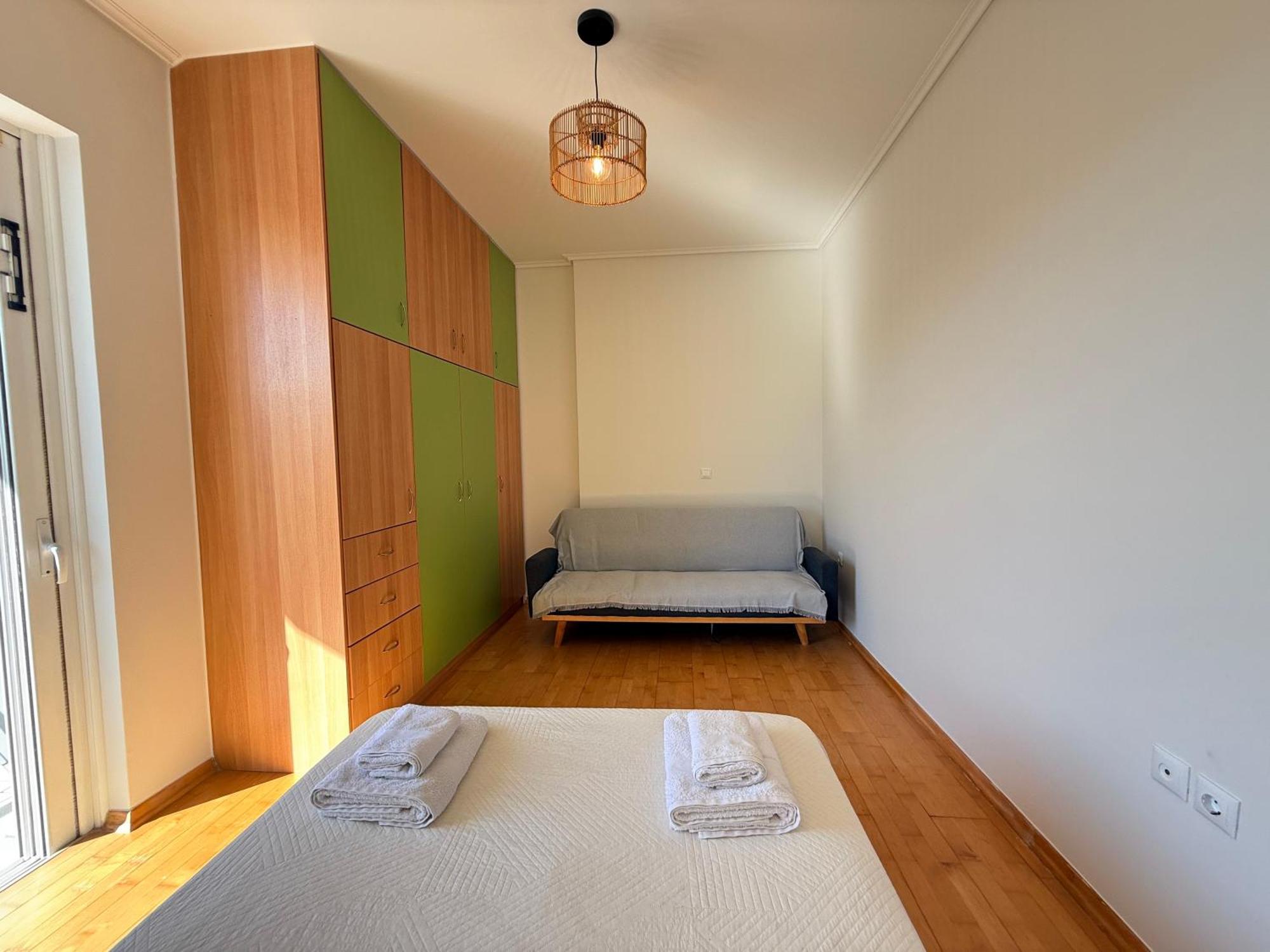 Sunny Home Private Jacuzzi Hydromassage Acropolis & Lycabettus Far View Parking 300M Metro Peristeri Athen Eksteriør billede